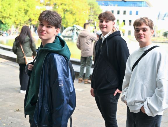 Teilnehmer:innen im Deutschkurs B1 in Wien